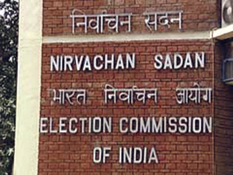 Election Commission ਵੱਲੋਂ West Bengal ਦੇ 7 ਅਧਿਕਾਰੀ ਮੁਅੱਤਲ