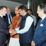 ਫਰਾਂਸ ਦੇ ਰਾਸ਼ਟਰਪਤੀ ਮੈਕਰੋਨ ਭਾਰਤ ਪੁੱਜੇ, ਪ੍ਰਧਾਨ ਮੰਤਰੀ ਮੋਦੀ ਨਾਲ ਕਰਨਗੇ ਮੁਲਾਕਾਤ