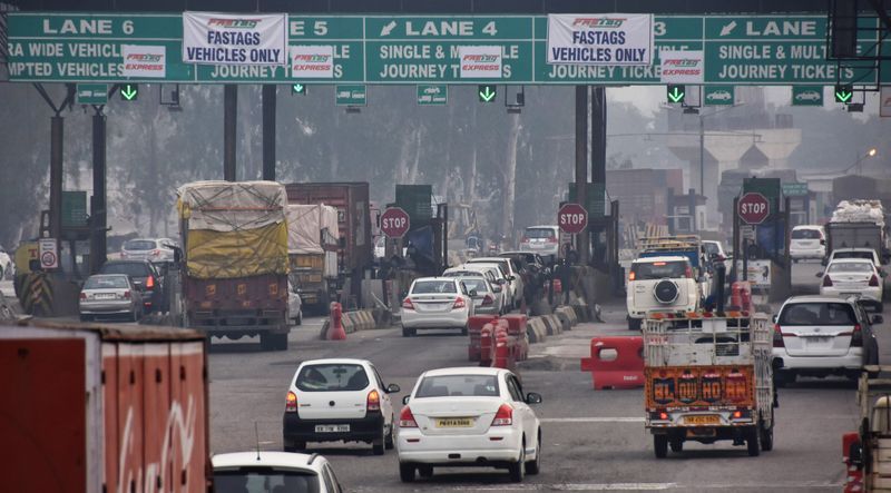 ਲਾਡੋਵਾਲ ਟੋਲ ਪਲਾਜ਼ਾ ’ਤੇ ਭਾਰੀ ਵਾਹਨਾਂ ਤੋਂ ਜਬਰੀ ਉਗਰਾਹੀ ਗਰੋਹ ਦਾ ਪਰਦਾਫਾਸ਼, 20 ਖ਼ਿਲਾਫ਼ ਮਾਮਲਾ ਦਰਜ