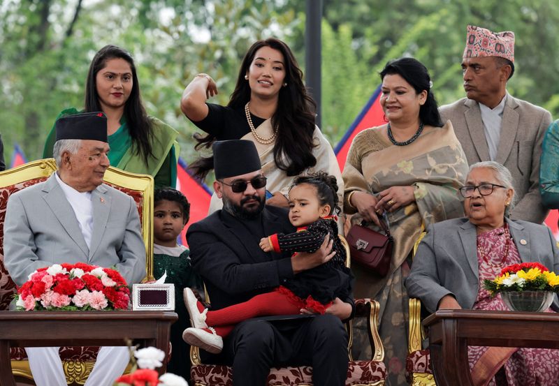 ਬਾਲੇਨ ਨੇ ਨੇਪਾਲ ਦੇ ਪ੍ਰਧਾਨ ਮੰਤਰੀ ਵਜੋਂ ਹਲਫ਼ ਲਿਆ