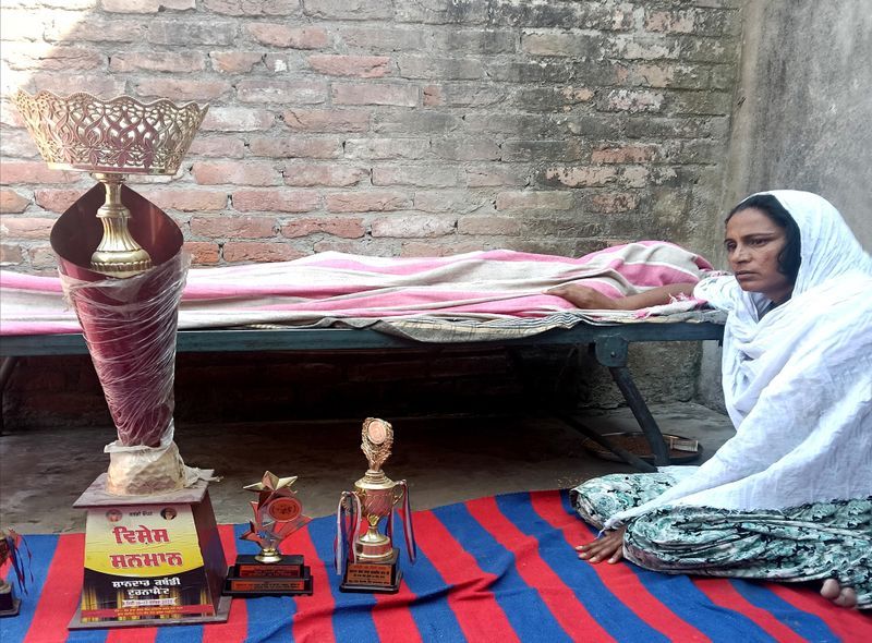 ਮਹਿਤਪੁਰ ’ਚ ਨਸ਼ਿਆਂ ਦਾ ਕਹਿਰ: ਸਰਪੰਚ ਤੋਂ ਬਾਅਦ 19 ਸਾਲਾ ਸਾਬਕਾ ਕਬੱਡੀ ਖਿਡਾਰੀ ਦੀ ਵੀ ਸ਼ੱਕੀ ਓਵਰਡੋਜ਼ ਨਾਲ ਮੌਤ