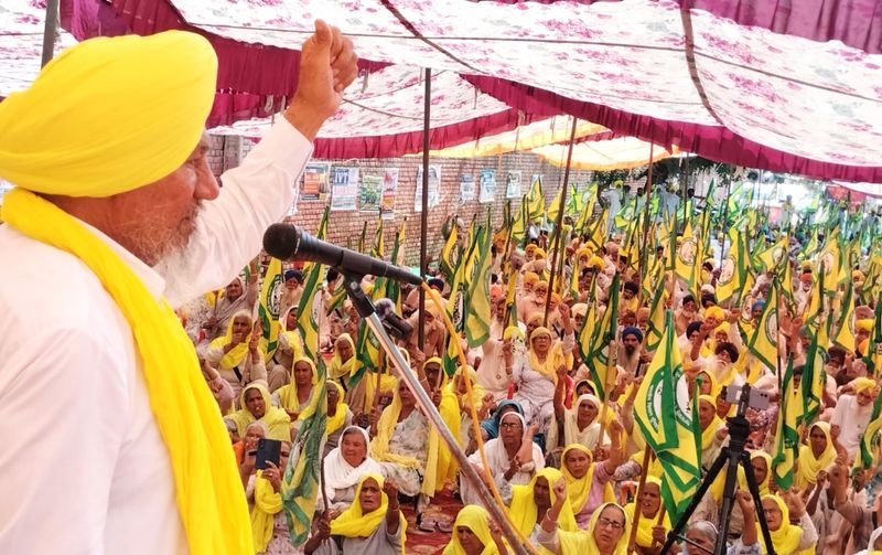 ਕਣਕ ਦੀ ਖ਼ਰੀਦ ਦੇ ਮਾੜੇ ਪ੍ਰਬੰਧਾਂ ਖ਼ਿਲਾਫ਼ ਧਰਨਾ