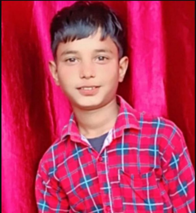 ਛੇਵੀਂ ਜਮਾਤ ਦੇ ਵਿਦਿਆਰਥੀ ਨੂੰ ਸਕੂਲ ਦੇ ਬਾਹਰ ਪਹਿਲਾ ਕਾਰ ਨੇ ਮਾਰੀ ਟੱਕਰ, ਫਿਰ ਟਰੱਕ ਨੇ ਦਰੜਿਆ ; ਮੌਤ