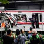 ਹਾਈ-ਸਪੀਡ ਰੇਲਗੱਡੀ ਨੇ ਖੜ੍ਹੀ ਲੋਕਲ ਗੱਡੀ ਨੂੰ ਮਾਰੀ ਟੱਕਰ, 7 ਮੌਤਾਂ