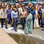 CM Rekha Gupta ਵੱਲੋਂ ਮਾੜੇ ਸਫ਼ਾਈ ਪ੍ਰਬੰਧਾਂ ਲਈ ਅਧਿਕਾਰੀਆਂ ਦੀ ਝਾੜ-ਝੰਬ