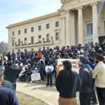 ਮੈਨੀਟੋਬਾ ਵਿੱਚ ਵਰਕ ਪਰਮਿਟ ਨੂੰ ਲੈ ਕੇ ਪ੍ਰਦਰਸ਼ਨ; ਅੰਤਰਰਾਸ਼ਟਰੀ ਵਿਦਿਆਰਥੀਆਂ ਅਤੇ ਪੰਜਾਬੀ ਨੌਜਵਾਨਾਂ ਦਾ ਭਵਿੱਖ ਦਾਅ ‘ਤੇ