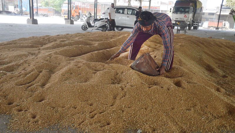 ਆੜ੍ਹਤੀਏ ਪਰਤੇ; ਕਣਕ ਦੀ ਖ਼ਰੀਦ ਮੁੜ ਸ਼ੁਰੂ