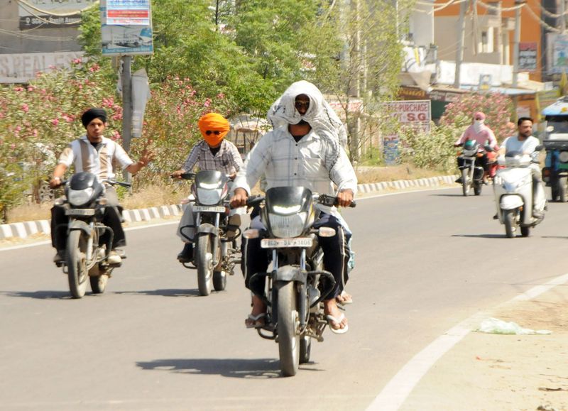 ਅਤਿ ਦੀ ਗਰਮੀ ਨੇ ਲੋਕ ਘਰਾਂ ’ਚ ਕੈਦ ਕੀਤੇ