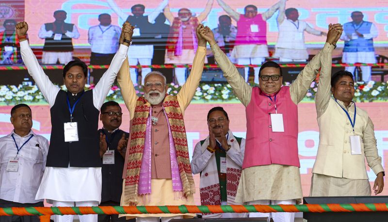 ਘੁਸਪੈਠੀਆਂ ਦੀ ਰੱਖਿਆ ਲਈ ਕਾਨੂੰਨ ਲਿਆਏਗੀ ਕਾਂਗਰਸ: ਮੋਦੀ