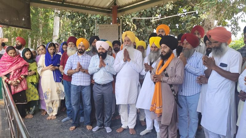 Kartarpur Sahib Corridor ਮੁੜ੍ਹ ਖੋਲ੍ਹਣ ਲਈ ਭਾਰਤ-ਪਾਕਿਸਤਾਨ ਸਰਹੱਦ ਨੇੜੇ ਸੰਗਤ ਵਲੋਂ ਅਰਦਾਸ