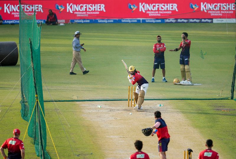 IPL: Delhi ਅਤੇ Bengaluru ਵਿਚਾਲੇ ਅੱਜ ਹੋਵੇਗੀ ਵੱਡੀ ਟੱਕਰ