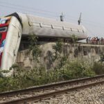ਉੱਜੈਨੀ Express ਦੇ ਤਿੰਨ ਡੱਬੇ ਲੀਹੋਂ ਲੱਥੇ