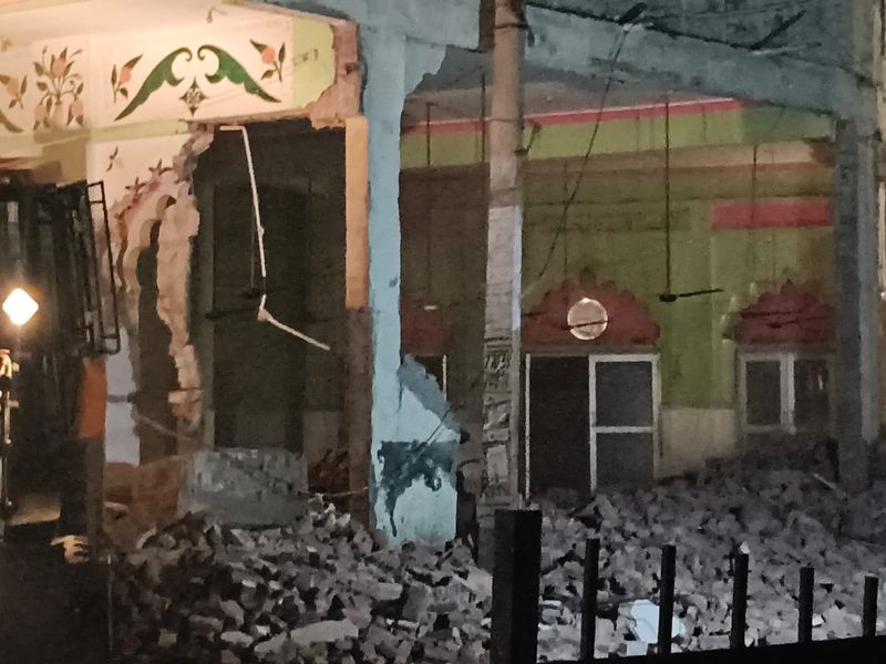 Faridabad’s demolition drive: ਫਰੀਦਾਬਾਦ ਵਿੱਚ ਮਸਜਿਦ ਅਤੇ ਮੰਦਰਾਂ ’ਤੇ ਚੱਲੇ ਬੁਲਡੋਜ਼ਰ