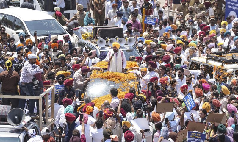 ‘Shukrana yatra’: ਮਾਨ ਨੇ ਮੁੜ ਦੁਹਰਾਇਆ, ‘ਪੰਜਾਬ ਹੋਏ ਧਮਾਕੇ ਸੂਬੇ ’ਚ ਭਾਜਪਾ ਦੇ ਦਾਖਲੇ ਦਾ ਸਕੇਤ’