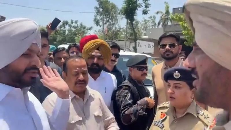 Punjab MC Elections: ਪੰਜਾਬ ਨਗਰ ਨਿਗਮ ਅਤੇ ਕੌਂਸਲ ਲਈ ਵੋਟਿੰਗ ਜਾਰੀ, ਕਿਤੇ ਸ਼ਾਂਤੀ ਕਿਤੇ ਝੜਪ
