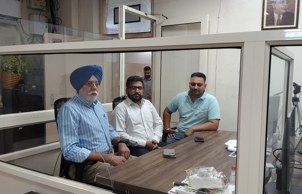 ਪੰਜਾਬ ਸਰਕਾਰ ਦੇ ਨਵੇਂ ਸਮੇਂ ਦਾ ਅਸਰ: ਸਬ ਰਜਿਸਟਰਾਰ ਦਫ਼ਤਰਾਂ ਵਿੱਚ ਸਵੇਰੇ 7:30 ਵਜੇ ਤੋਂ ਕੰਮਕਾਜ ਸ਼ੁਰੂ