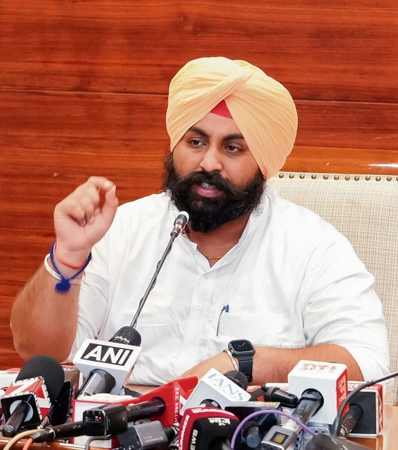 Private School Annual Fee: ਸਕੂਲ ਫੀਸਾਂ ’ਚ ਵਾਧੇ ਖ਼ਿਲਾਫ਼ ਕਾਨੂੰਨ ਬਣਾਉਣ ਲਈ ਚਾਰਾਜੋਈ