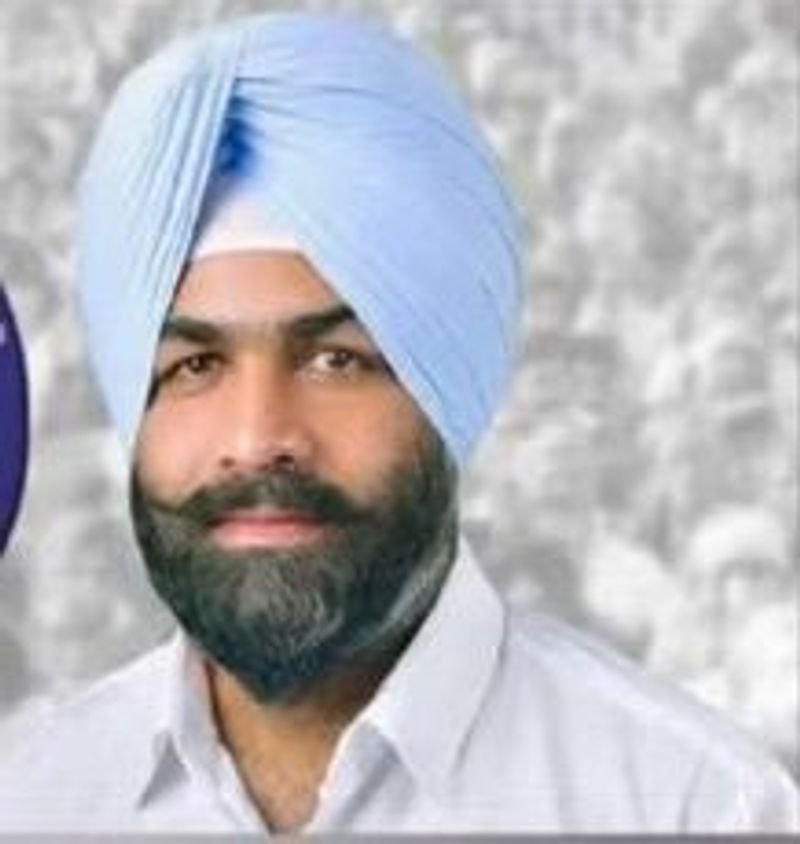 Punjab ਦੀ ਸਿਆਸੀ ਲੜਾਈ Toronto ਪਹੁੰਚੀ; ਅਕਾਲੀ ਆਗੂ ਵਾਪਸ ਮੁੜਿਆ !