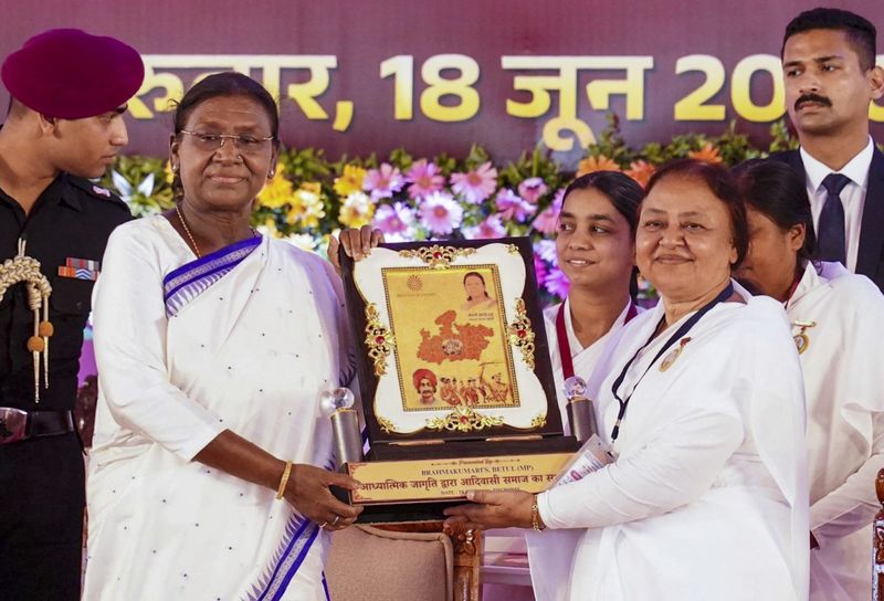 Tribal Community ‘ਵਣਵਾਸੀ’ ਨਹੀਂ, ‘ਆਦਿਵਾਸੀ’ ਹੈ: Droupadi Murmu