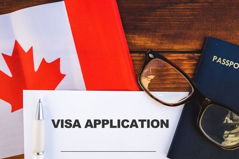Canada ’ਚ ਹੁਣ ਪਰਿਵਾਰਕ ਮੈਂਬਰਾਂ ਨੂੰ ਨਹੀਂ ਸੱਦ ਸਕਣਗੇ ਪੀਆਰ ਨੌਜਵਾਨ, ਨਵੀਆਂ ਅਰਜ਼ੀਆਂ ’ਤੇ ਰੋਕ