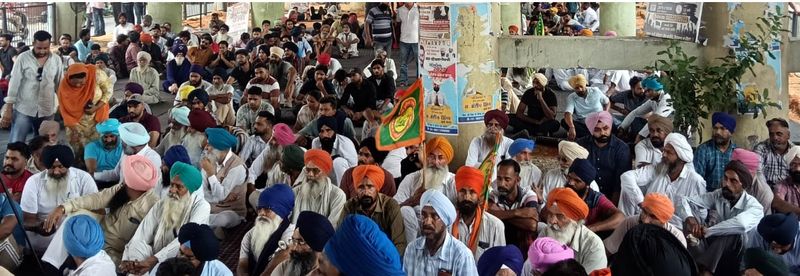 Satluj Film Controversy: ਨੌਜਵਾਨਾਂ ’ਤੇ ਦਰਜ ਕੇਸ ਰੱਦ ਕਰਵਾਉਣ ਲਈ ਮੁਜ਼ਾਹਰਾ