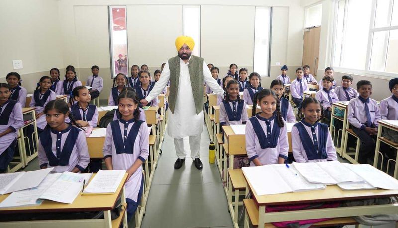 ਮੁੱਖ ਮੰਤਰੀ ਨੇ ਸਟੀਲ ਫੋਰਜਿੰਗ ਪਲਾਂਟ ਦਾ ਨੀਂਹ ਪੱਥਰ ਰੱਖਿਆ
