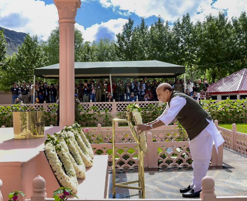 Pakistan ਨਾਲ ਸਿਰਫ਼ Pak occupied kashmir ਬਾਰੇ Talk ਹੋਵੇਗੀ: Rajnath Singh