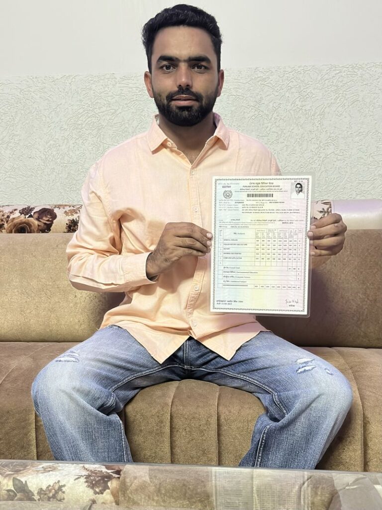 ਆਬਕਾਰੀ ਇੰਸਪੈਕਟਰ ਭਰਤੀ ਵਿਵਾਦ: ‘ਇੱਕ ਦਿਨ ਕਰਮਾਂ ਵਾਲਾ’ ਅਤੇ ‘ਸਟੇਟ ਬੈਂਕ ਆਫ਼ ਇੰਡੀਆ’ ਵਰਗੇ ਨਾਵਾਂ ਕਾਰਨ ਨੌਜਵਾਨਾਂ ਦੇ ਸ਼ੱਕੀ ਹੋਏ ਕਿਰਦਾਰ, ਸਿਆਸਤ ਸਰਗਰਮ