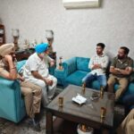 GMADA ਦਫ਼ਤਰ ਅੱਗੇ ਲੱਗਣ ਵਾਲੇ ਧਰਨੇ ਤੋਂ ਪਹਿਲਾਂ ਕਿਸਾਨਾਂ ਦੀ ਫੜੋ-ਫੜੀ ਸ਼ੁਰੂ