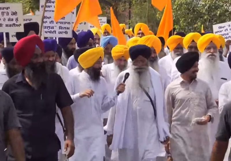ਫ਼ਿਲਮ ‘Satluj’ ਤੋਂ ਰੋਕ ਹਟਾਉਣ ਲਈ ਸ਼੍ਰੋਮਣੀ ਕਮੇਟੀ ਵੱਲੋਂ ਰੋਸ ਮਾਰਚ