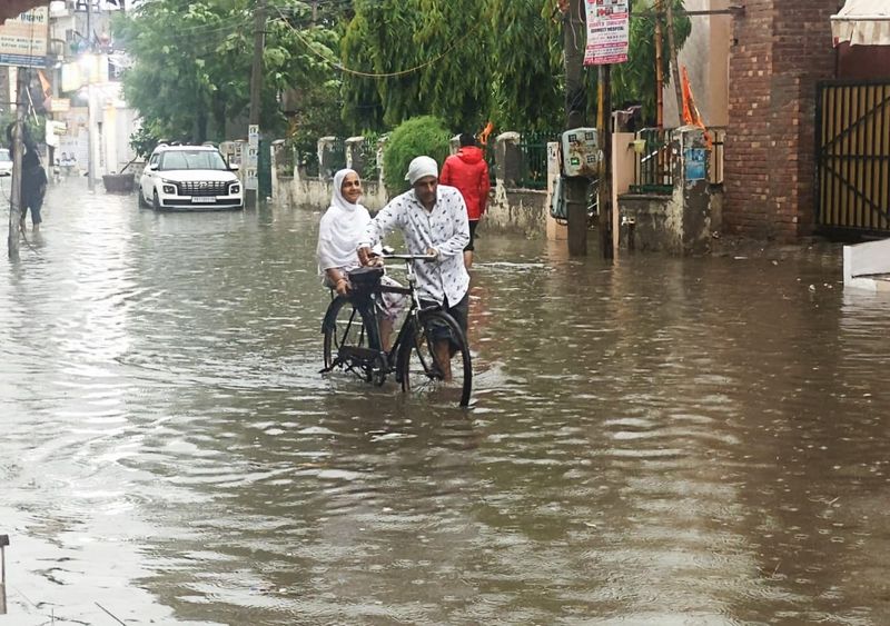 Punjab Rain: ਪੰਜਾਬ ’ਚ ਭਾਰੀ ਮੀਂਹ ਨਾਲ ਗਰਮੀ ਤੋਂ ਮਿਲੀ ਰਾਹਤ