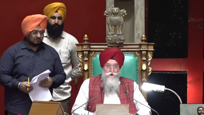 RDF ਦੇ ਫ਼ੰਡ ਰੁਕੇ ਹੋਣ ਕਾਰਨ ਪੇਂਡੂ ਸੜਕਾਂ ਦੀ ਮੁਰੰਮਤ ਵਿੱਚ ਆਈ ਰੁਕਾਵਟ: ਗੁਰਮੀਤ ਖੁੱਡੀਆਂ