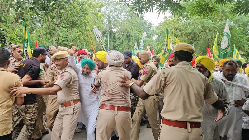 ਐੱਸ ਕੇ ਐੱਮ ਵੱਲੋਂ ਭਾਰਤ-ਅਮਰੀਕਾ ਵਪਾਰ ਸਮਝੌਤੇ ਖ਼ਿਲਾਫ਼ ਮੁਜ਼ਾਹਰੇ