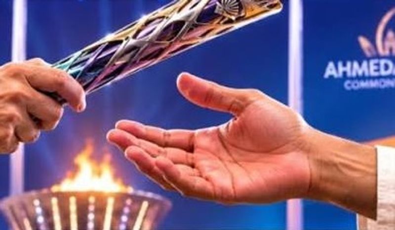 Commonwealth Games ਦਾ ਝੰਡਾ Gujarat CM ਨੂੰ ਸੌਂਪਿਆ