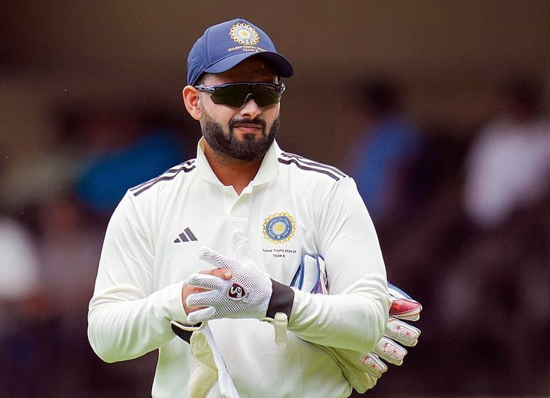 Rishabh Pant ਨੇ ਅੱਧੀ ਰਾਤ ਨੂੰ ਧਾਮੀ ਤੋਂ ਮੰਗੀ ‘ਤੋਹਫ਼ੇ ਵਾਲੀ ਜ਼ਮੀਨ’; ਮੁੱਖ ਮੰਤਰੀ ਵੱਲੋਂ ਮਦਦ ਦਾ ਭਰੋਸਾ