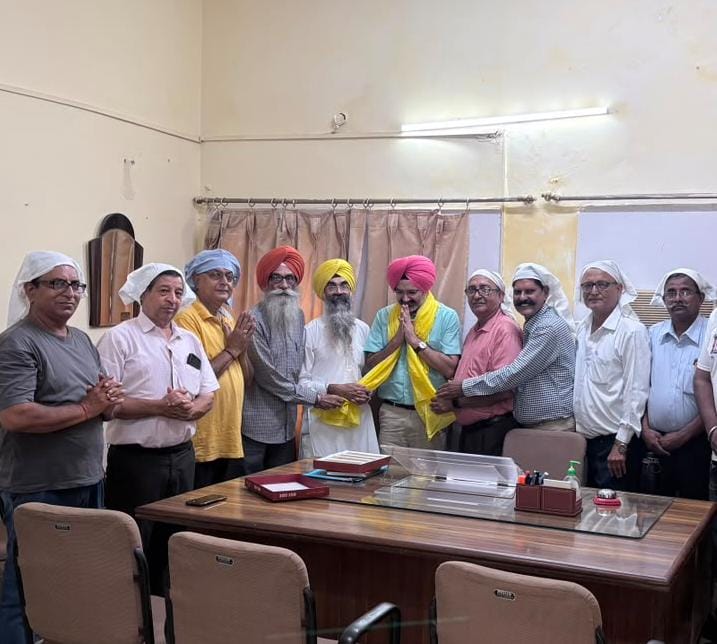 ਜਲੰਧਰ ਡਿਪੂ ਹੋਲਡਰ ਯੂਨੀਅਨ ਵੱਲੋਂ ਨਵੇਂ DFSC ਹਰਸ਼ਰਨ ਸਿੰਘ ਦਾ ਸਨਮਾਨ, ਸਮੱਸਿਆਵਾਂ ਦੇ ਜਲਦ ਹੱਲ ਦਾ ਮਿਲਿਆ ਭਰੋਸਾ
