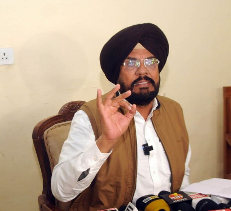 AAP on SAD-BJP Alliance: ਅਕਾਲੀ ਦਲ ਤੇ ਭਾਜਪਾ ਪੰਜਾਬ ’ਚ ਆਪਣੀ ਹੋਂਦ ਬਚਾਉਣ ਲਈ ਜੱਫੀਆਂ ਪਾਉਣ ਨੂੰ ਕਾਹਲੇ: ਧਾਲੀਵਾਲ