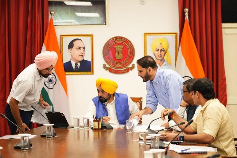 CM Bhagwant Mann ਵੱਲੋਂ ‘ਖੇਡਾਂ ਵਤਨ ਪੰਜਾਬ ਦੀਆਂ’ ਦੇ ਪ੍ਰਬੰਧਾਂ ਦਾ ਜਾਇਜ਼ਾ