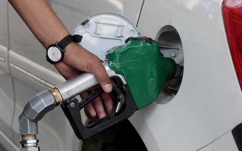 Petrol, Diesel ਅਤੇ ਏ.ਟੀ.ਐੱਫ. ਦੀ ਬਰਾਮਦਗੀ ’ਤੇ ਵਿੰਡਫਾਲ ਟੈਕਸ ਘਟਾਇਆ