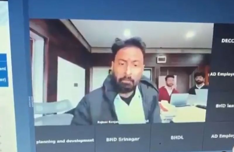 J&K IAS ਵਿਵਾਦ: ਮੁੱਖ ਮੰਤਰੀ ਨੇ ਮੁੱਖ ਸਕੱਤਰ ਨੂੰ ਪੱਤਰ ਲਿਖ ਕੇ ਮਹਿਲਾ ਅਧਿਕਾਰੀ ਦੀ ਸੁਰੱਖਿਆ ਯਕੀਨੀ ਬਣਾਉਣ ਲਈ ਕਿਹਾ