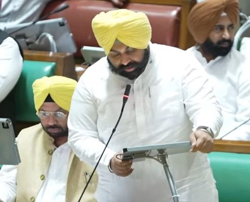 ਸਕੂਲ ਆਫ਼ ਐਮੀਨੈਂਸ ਦੋਰਾਹਾ ਵਿਖੇ ਅਧਿਆਪਕਾਂ ਦੀਆਂ 40 ਫ਼ੀਸਦ ਅਸਾਮੀਆਂ ਖ਼ਾਲੀ: ਹਰਜੋਤ ਬੈਂਸ