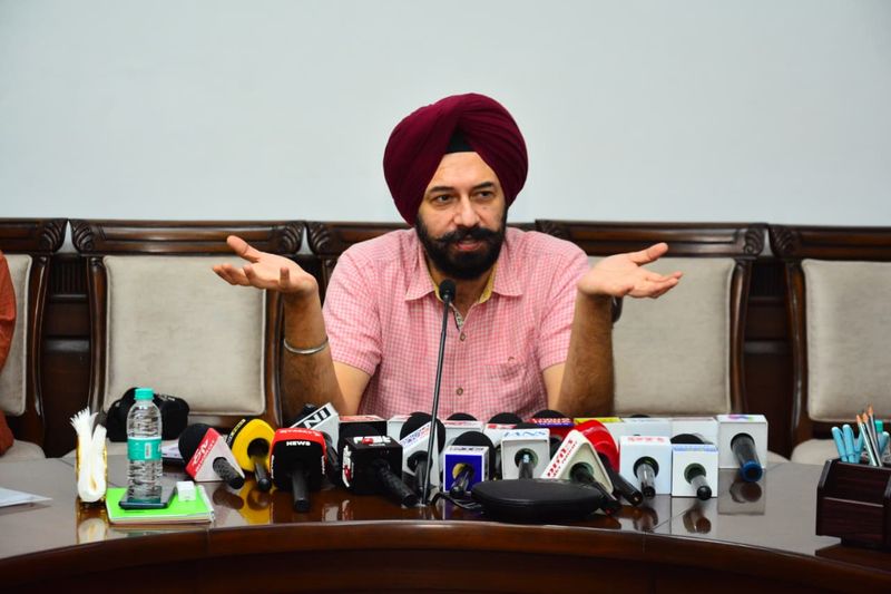 ਪੰਜਾਬ ’ਚ ਬਿਜਲੀ ਦੀ ਵਧਦੀ ਮੰਗ ਨਾਲ ਨਜਿੱਠਣ ਲਈ ਟਰਾਂਸਮਿਸ਼ਨ ਸਮਰੱਥਾ ਵਧਾਈ ਜਾਵੇਗੀ: ਸੀਐੱਮਡੀ
