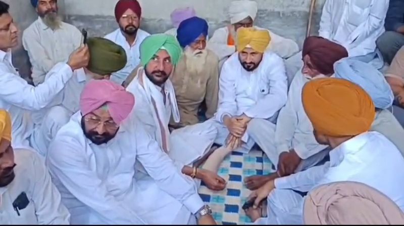 Daljit Singh Death: ਨੌਜਵਾਨ ਦੀ ਮੌਤ ਤੋਂ ਬਾਅਦ ਪੀੜਤ ਪਰਿਵਾਰ ਨਾਲ ਦੁੱਖ ਵੰਡਾਉਣ ਪਹੁੰਚੇ ਚਰਨਜੀਤ ਚੰਨੀ