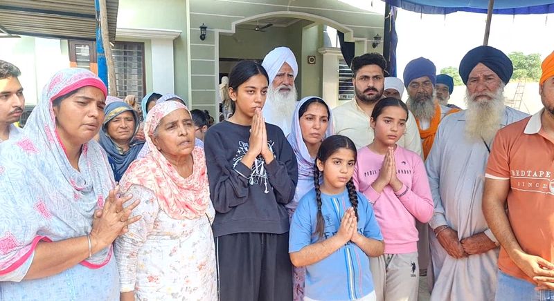 Khemkaran Murder : ਪਰਿਵਾਰ ਵੱਲੋਂ ਮੁਲਜ਼ਮਾਂ ਦੀ ਗ੍ਰਿਫ਼ਤਾਰੀ ਤੱਕ ਮ੍ਰਿਤਕ ਦਾ ਸਸਕਾਰ ਨਾ ਕਰਨ ਦਾ ਐਲਾਨ